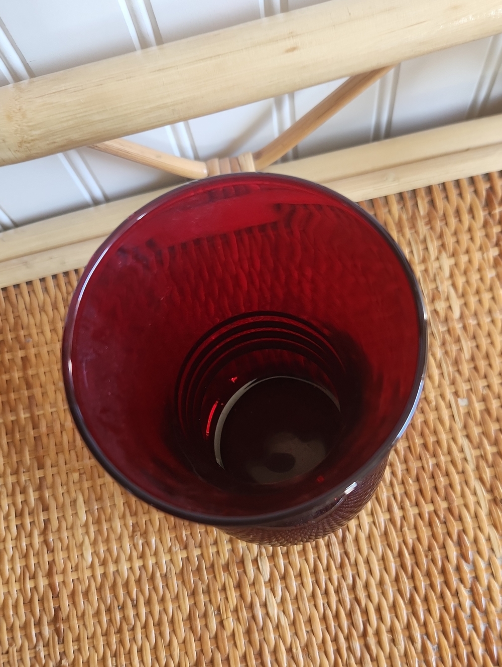 Anchor Hocking Deep Red Glass Vase - Picture 2 of 3